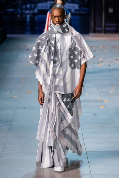 Look 63
